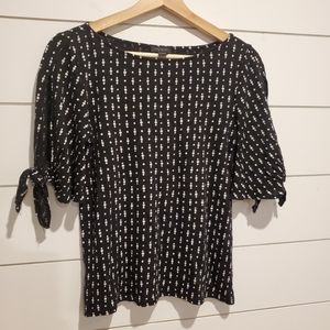 Ann taylor small linen Shirt black white polka dot Blouse bell sleeve flowy Top